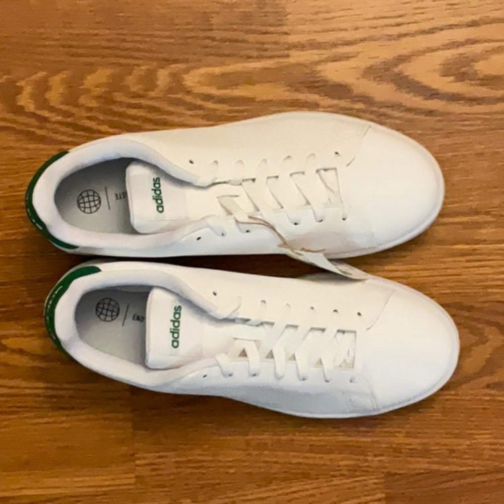 Men’s Adidas Advantage Sneakers